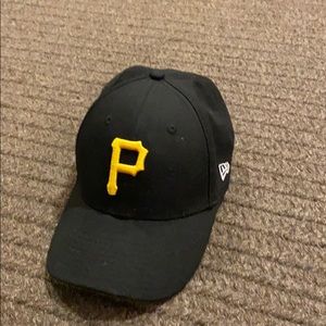 Velcro Pittsburgh Pirates Hat
